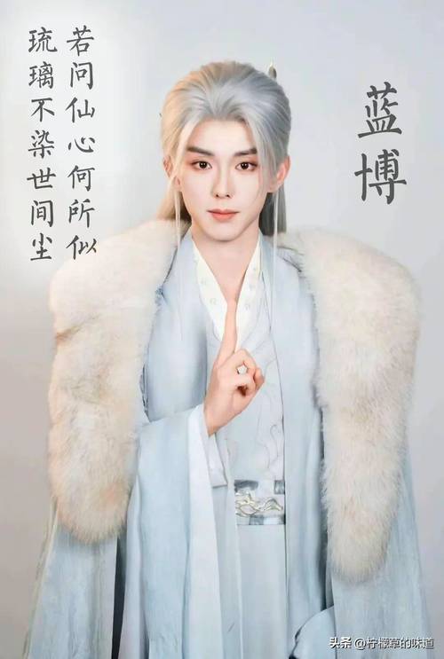 1999年出生于江苏扬州的吴竹熙也不可小觑,他与岳雨婷的合作作品颇受